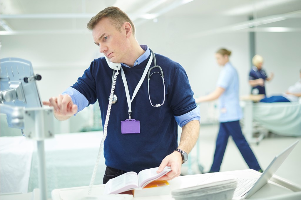 Communication in the NHS Increasing Patient Experience Redcentric